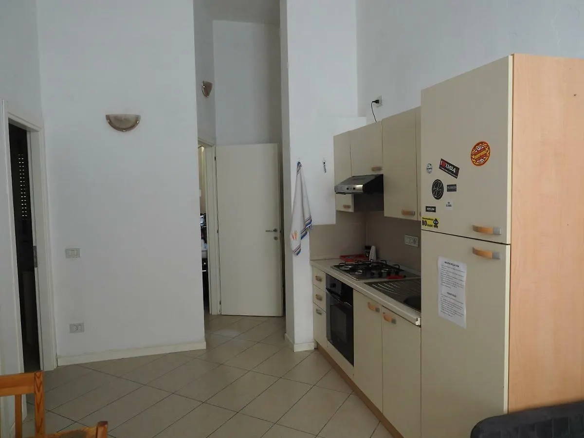 רימיני Appartamento In Centro Storico, Vicino Alla Stazione E Al Mare דירה