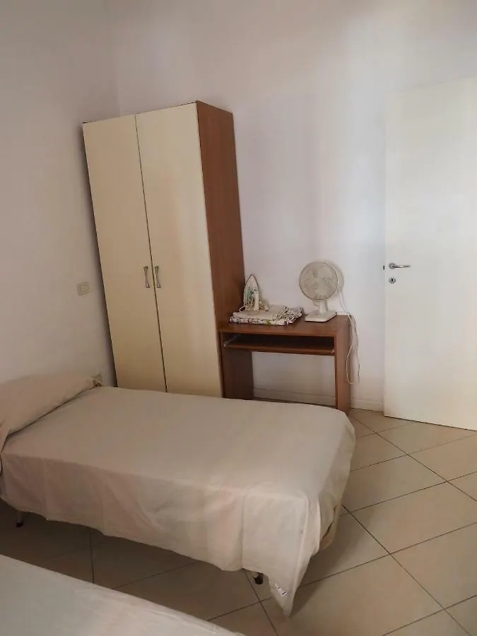 רימיני Appartamento In Centro Storico, Vicino Alla Stazione E Al Mare