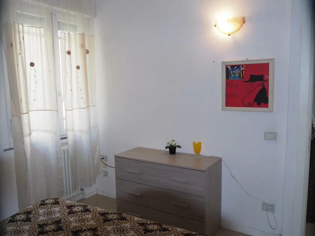 רימיני Appartamento In Centro Storico, Vicino Alla Stazione E Al Mare דירה