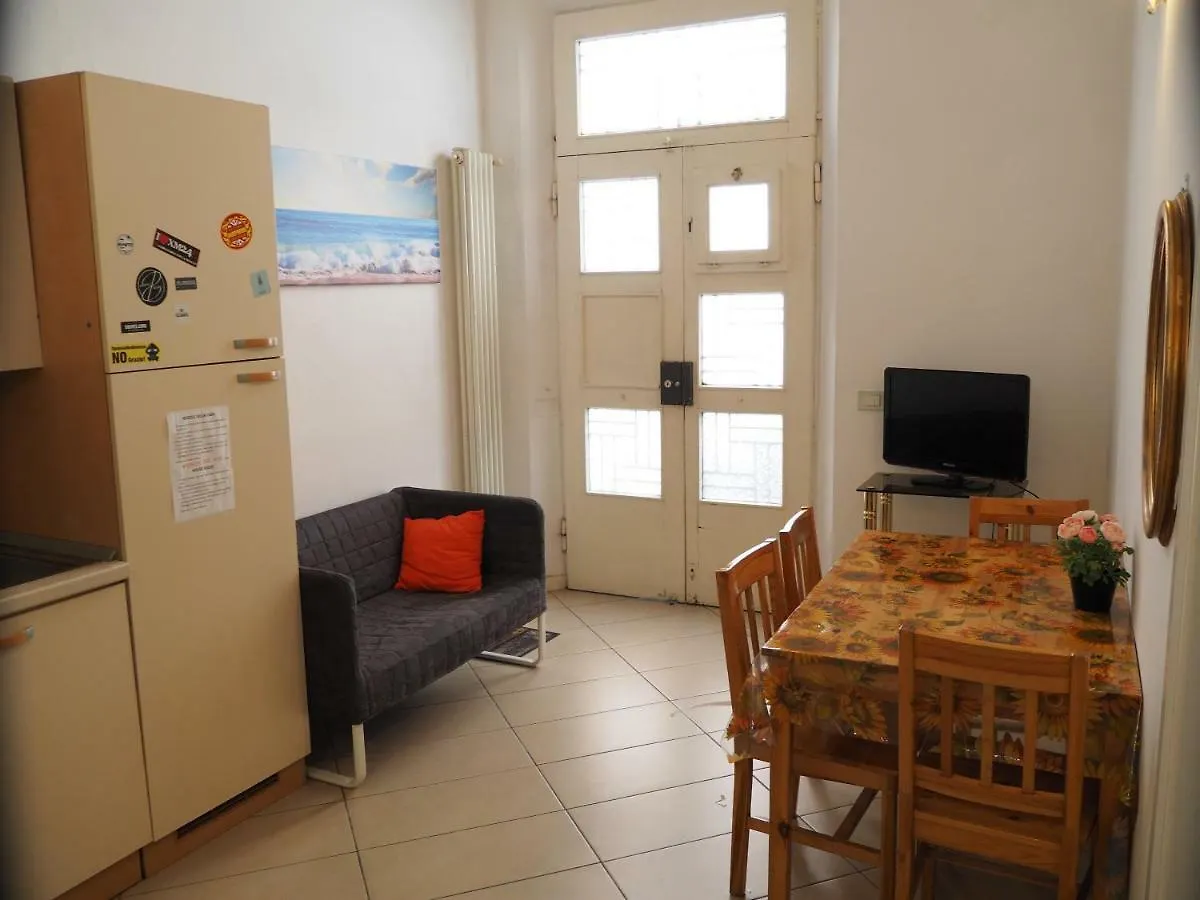 רימיני Appartamento In Centro Storico, Vicino Alla Stazione E Al Mare