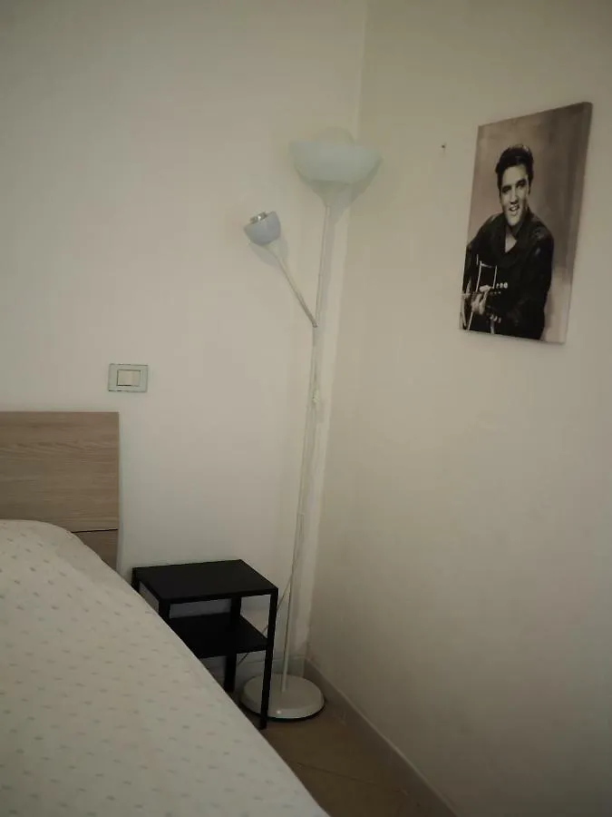 Appartamento In Centro Storico, Vicino Alla Stazione E Al Mare Rimini 0*,